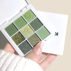Green & Gold Eyeshadow Palette – 9/18 Colors