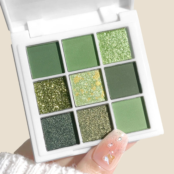 Green & Gold Eyeshadow Palette – 9/18 Colors